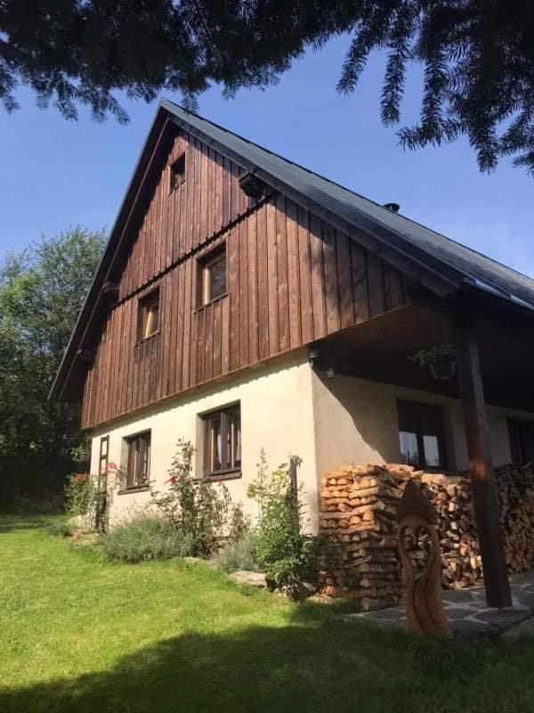 Venkovska Chalupa Jestrabi V Krkonosich Exterior photo